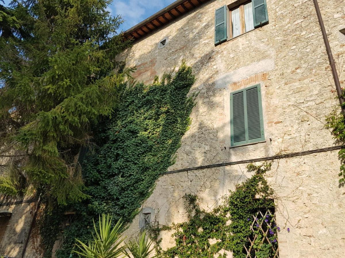 La Dimora Nel Castello Βίλα Collevalenza Εξωτερικό φωτογραφία