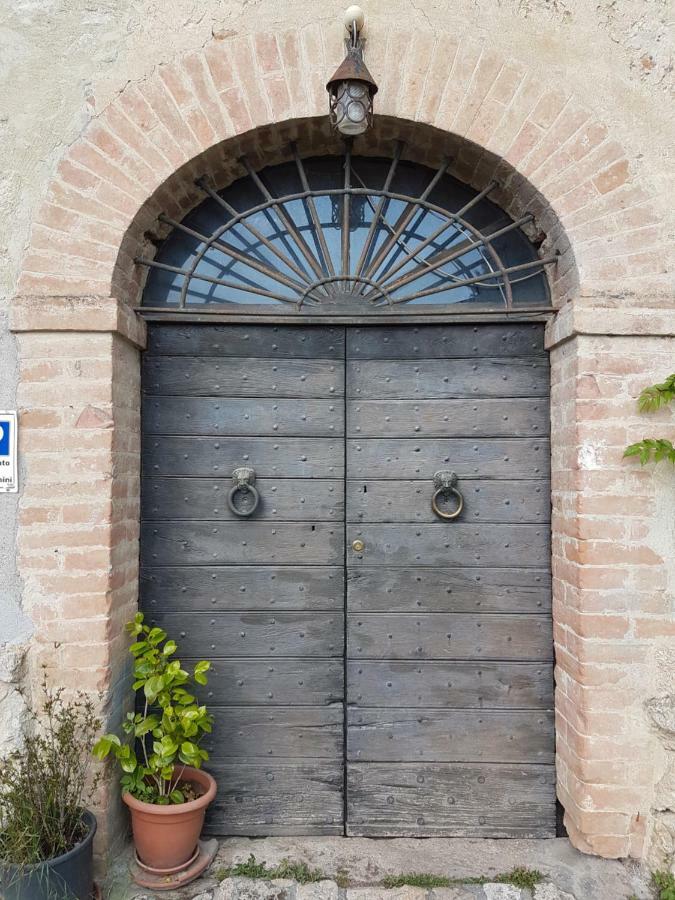 La Dimora Nel Castello Βίλα Collevalenza Εξωτερικό φωτογραφία